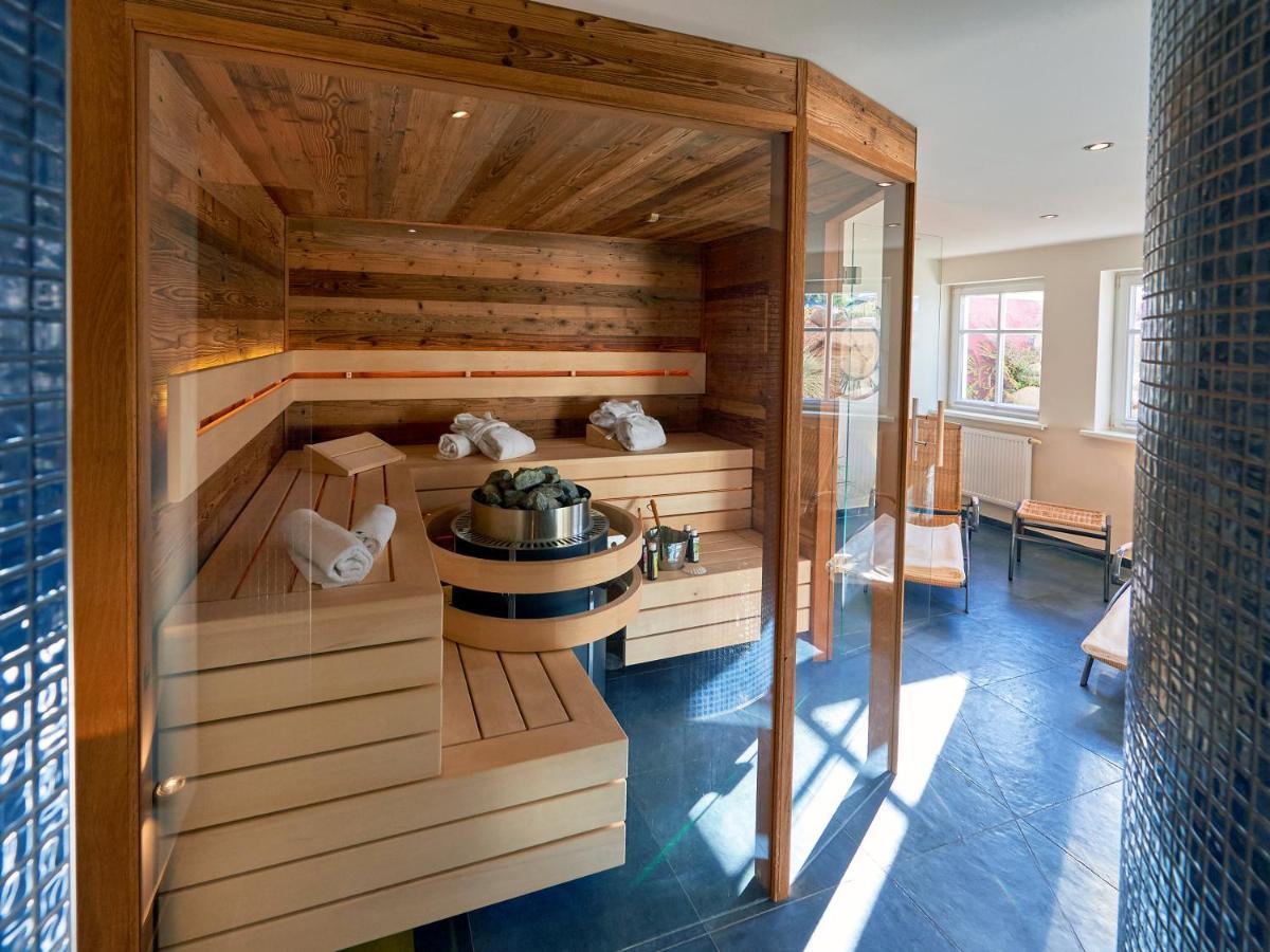 Villa "To Hus" In Sellin - Appartement 02 Mit Kamin Und Balkon ภายนอก รูปภาพ